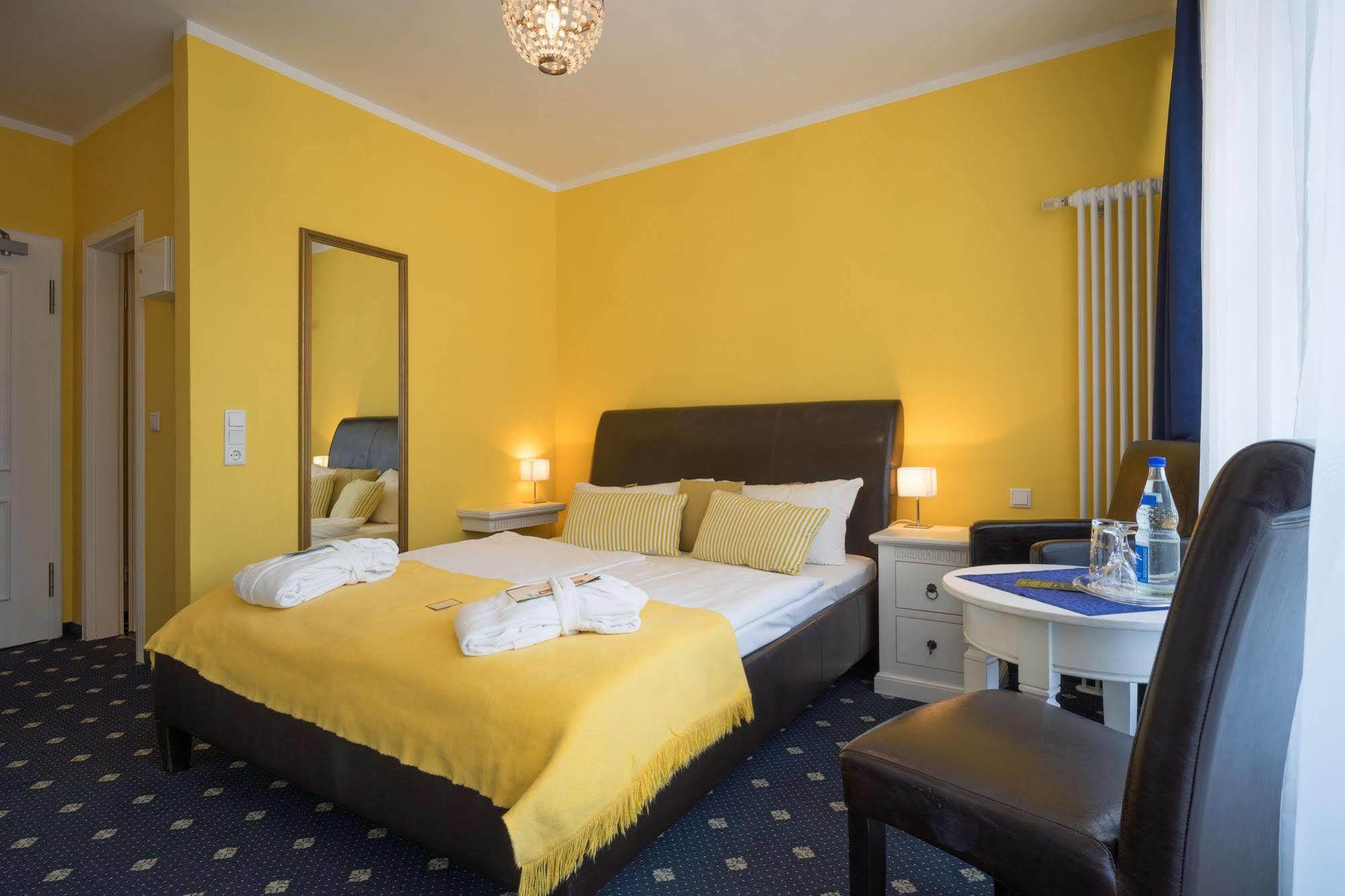 Aurelia Hotel St.Hubertus Heringsdorf  Exterior photo