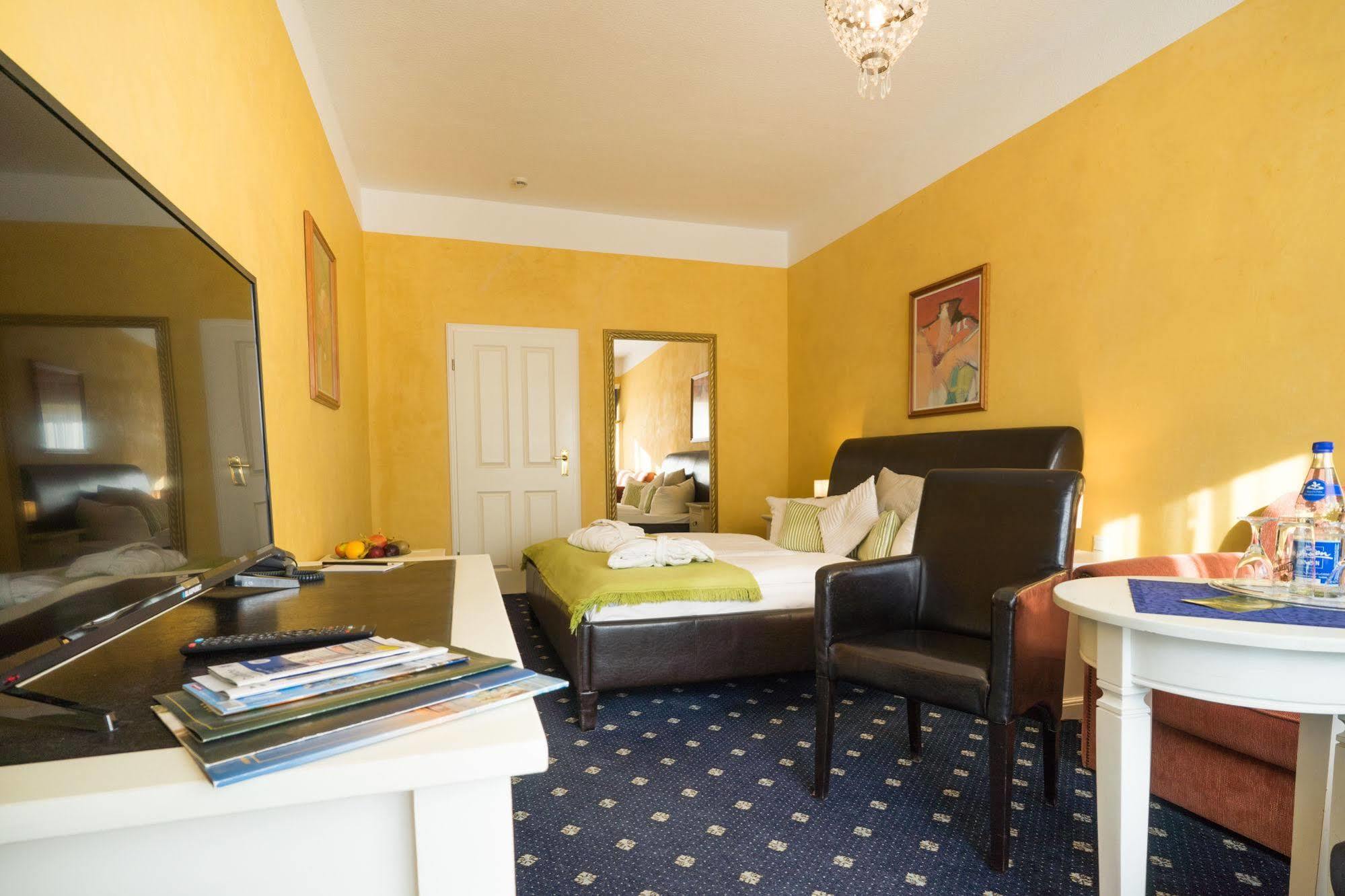 Aurelia Hotel St.Hubertus Heringsdorf  Exterior photo